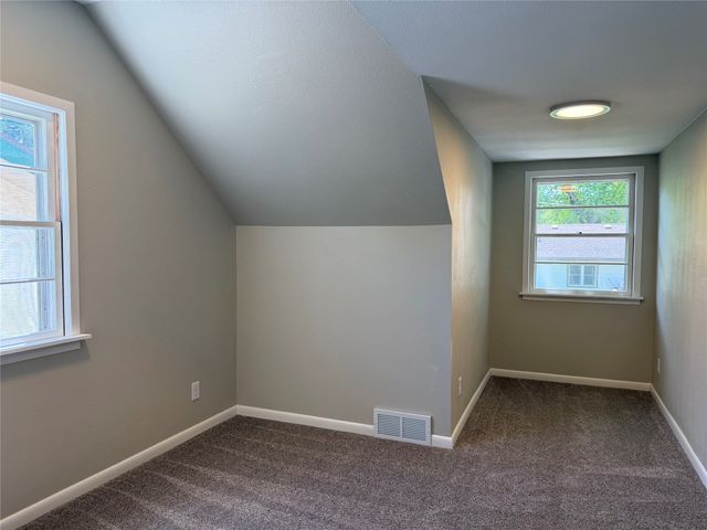 1535 Grand Avenue, Ames, IA 50010