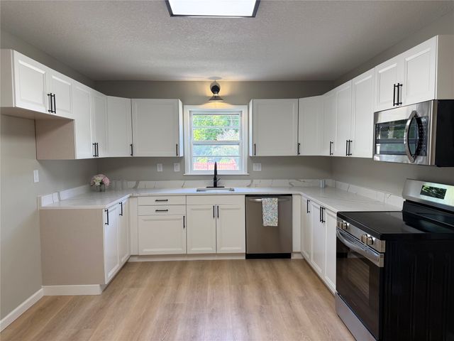 1535 Grand Avenue, Ames, IA 50010