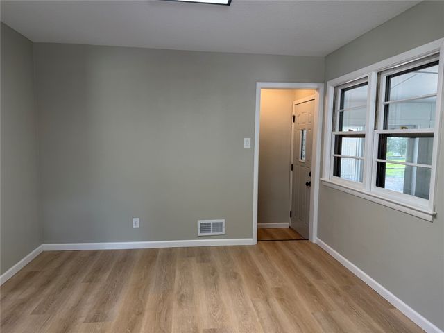 1535 Grand Avenue, Ames, IA 50010