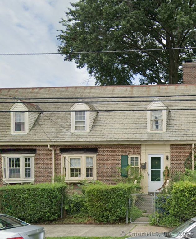 419 Iranistan Avenue, Bridgeport, CT 06604