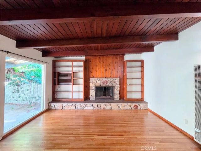 5589 Lemon Avenue, Long Beach, CA 90805
