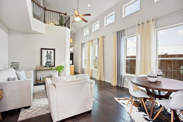 1401 Little Elm TRL 201, Cedar Park, TX 78613