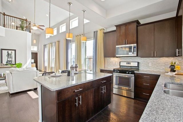 1401 Little Elm TRL 201, Cedar Park, TX 78613