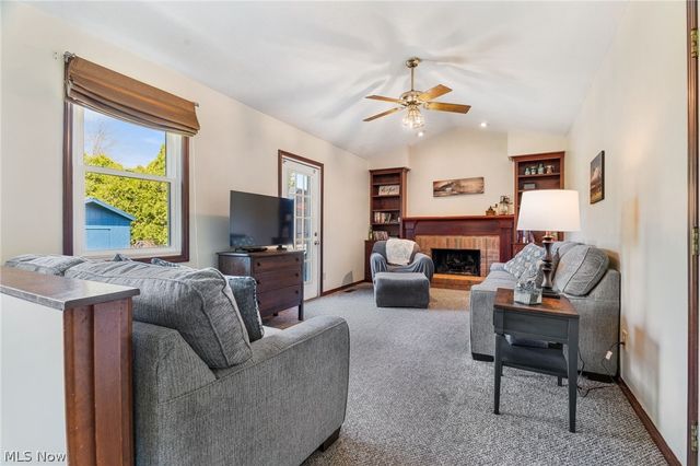 5511 Bonham Avenue NW, Canal Fulton, OH 44614