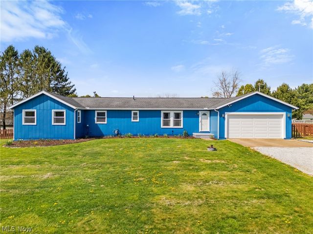 5511 Bonham Avenue NW, Canal Fulton, OH 44614