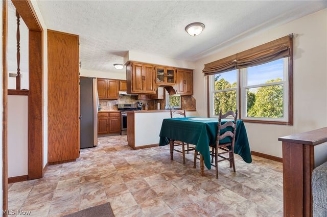 5511 Bonham Avenue NW, Canal Fulton, OH 44614