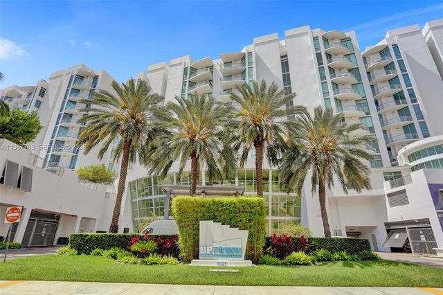 3029 NE 188th St 811, Aventura, FL 33180