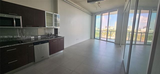 3029 NE 188th St 811, Aventura, FL 33180