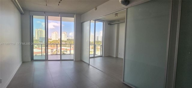 3029 NE 188th St 811, Aventura, FL 33180