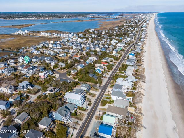 24 Sandy Lane, Surf City, NC 28445