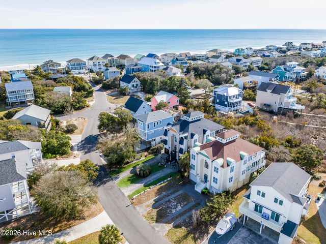 24 Sandy Lane, Surf City, NC 28445