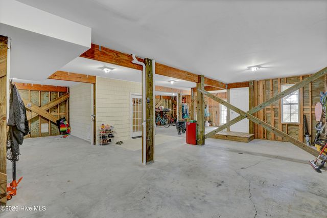 24 Sandy Lane, Surf City, NC 28445