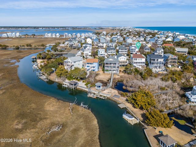 24 Sandy Lane, Surf City, NC 28445