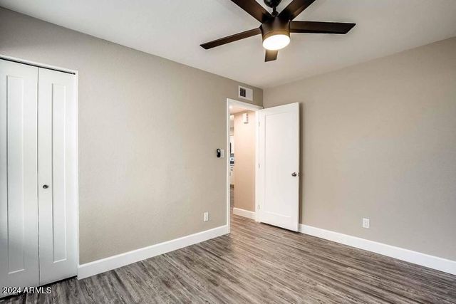 318 E VINE Circle Apt 102, Mesa, AZ 85210