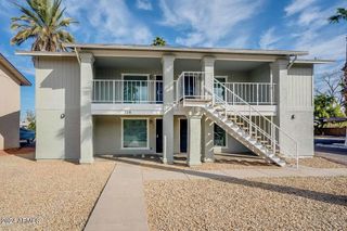 318 E VINE Circle Apt 102, Mesa, AZ 85210