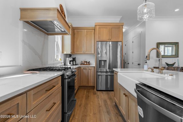 500 Saint Louis Street, Pass Christian, MS 39571