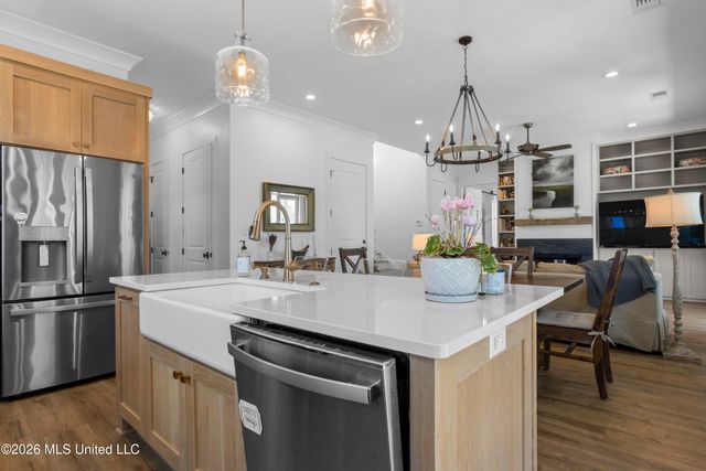 500 Saint Louis Street, Pass Christian, MS 39571