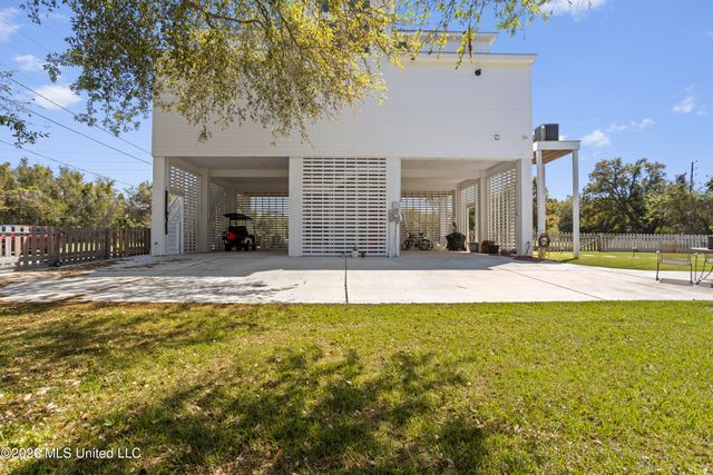 500 Saint Louis Street, Pass Christian, MS 39571