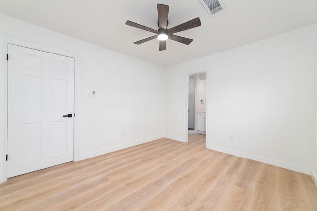 8322 Oak Moss Drive, Spring, TX 77379