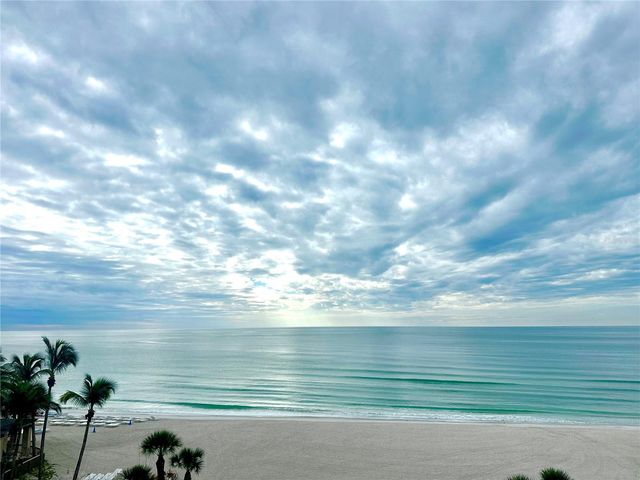 1212 BENJAMIN FRANKLIN DRIVE 501, Sarasota, FL 34236