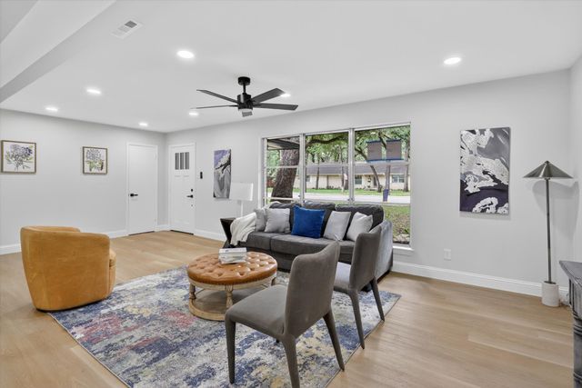 410 Nottingham Drive, Irving, TX 75061