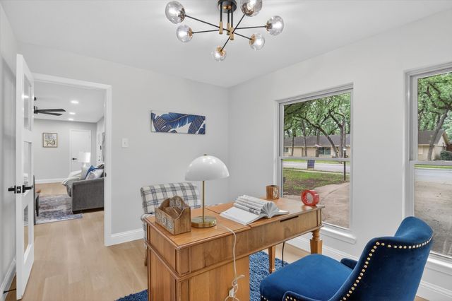 410 Nottingham Drive, Irving, TX 75061