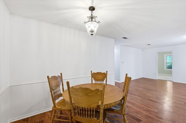 112 Diane Drive, Sanger, TX 76266