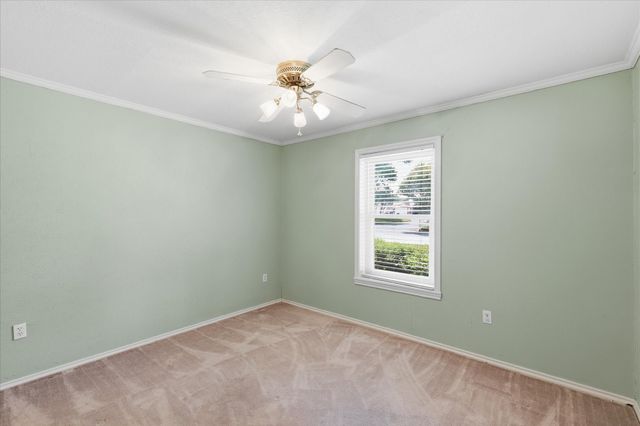 112 Diane Drive, Sanger, TX 76266