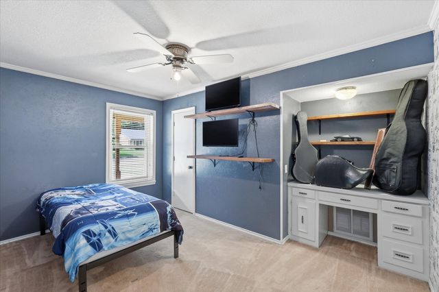 112 Diane Drive, Sanger, TX 76266