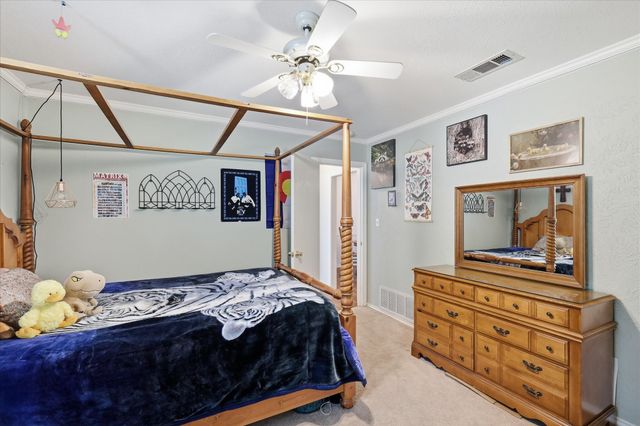 112 Diane Drive, Sanger, TX 76266