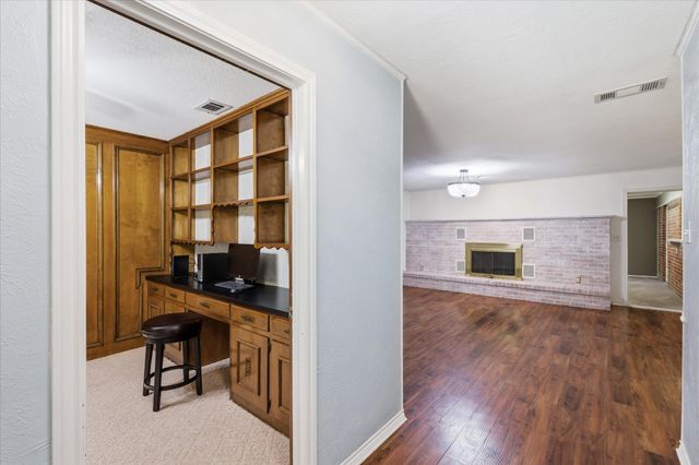 112 Diane Drive, Sanger, TX 76266
