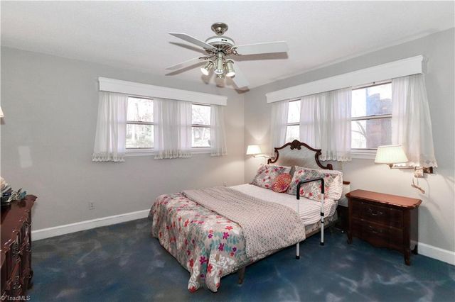 251 Gleneagles Road E, Statesville, NC 28625