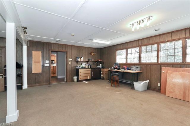 251 Gleneagles Road E, Statesville, NC 28625