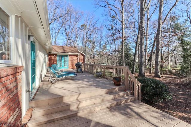 251 Gleneagles Road E, Statesville, NC 28625
