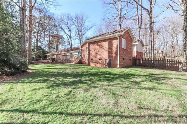 251 Gleneagles Road E, Statesville, NC 28625