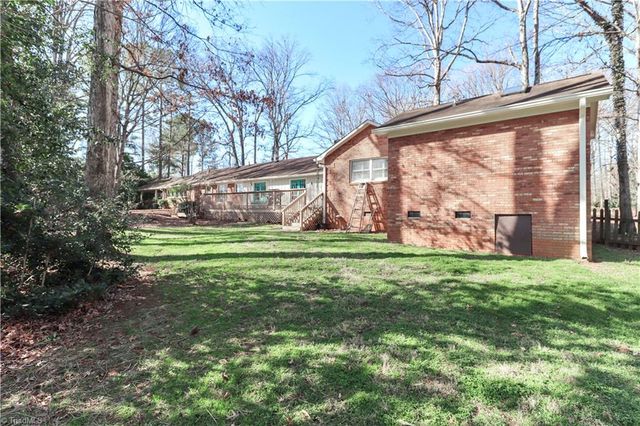 251 Gleneagles Road E, Statesville, NC 28625