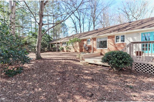 251 Gleneagles Road E, Statesville, NC 28625