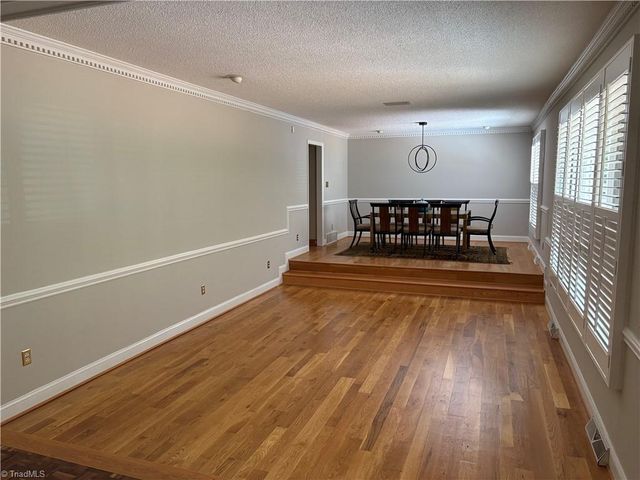 251 Gleneagles Road E, Statesville, NC 28625
