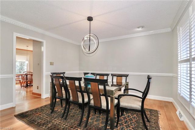 251 Gleneagles Road E, Statesville, NC 28625