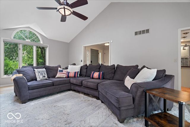 9127 Pinecreek Court, Indianapolis, IN 46256
