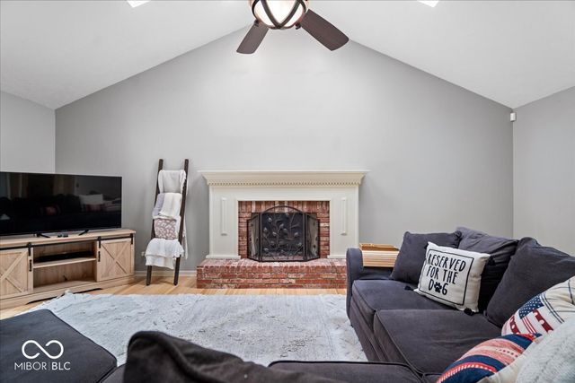 9127 Pinecreek Court, Indianapolis, IN 46256