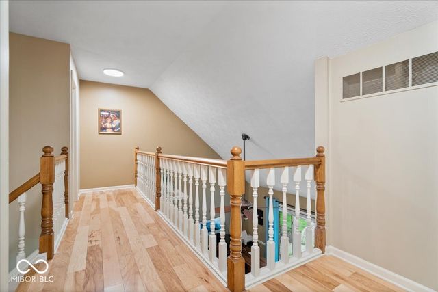 9127 Pinecreek Court, Indianapolis, IN 46256