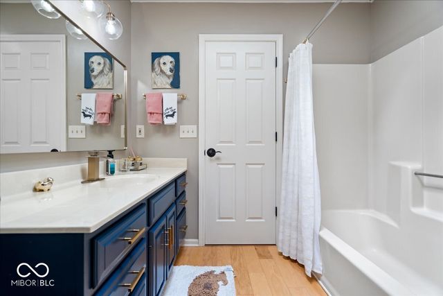 9127 Pinecreek Court, Indianapolis, IN 46256
