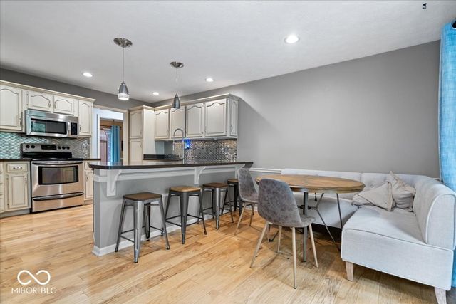9127 Pinecreek Court, Indianapolis, IN 46256