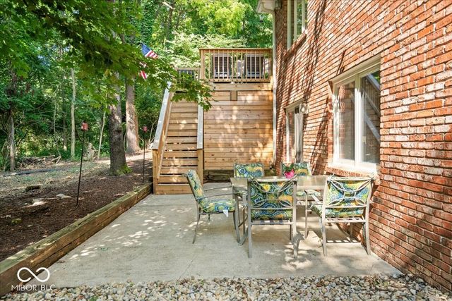 9127 Pinecreek Court, Indianapolis, IN 46256