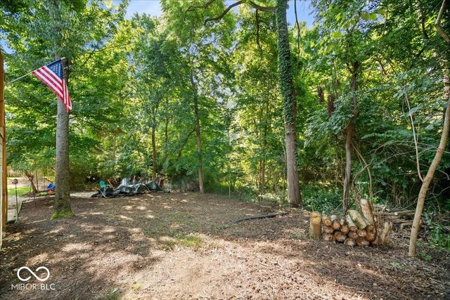 9127 Pinecreek Court, Indianapolis, IN 46256
