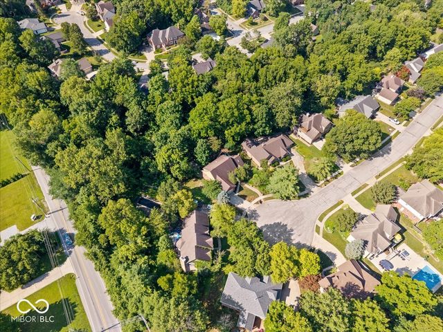 9127 Pinecreek Court, Indianapolis, IN 46256