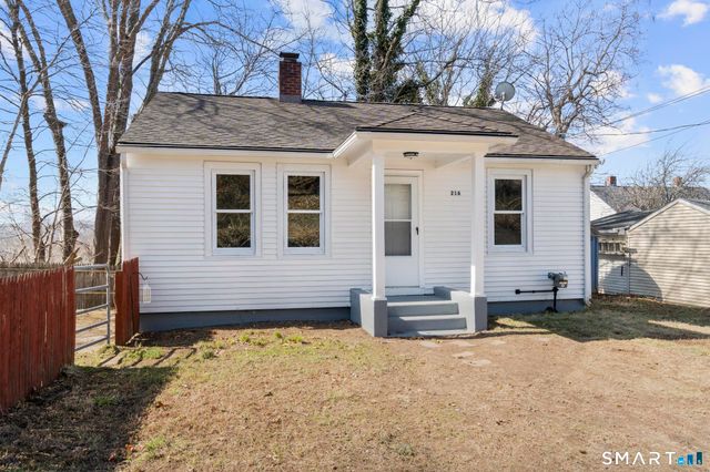 216-R West Thames Street, Norwich, CT 06360