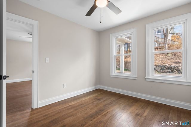 216-R West Thames Street, Norwich, CT 06360