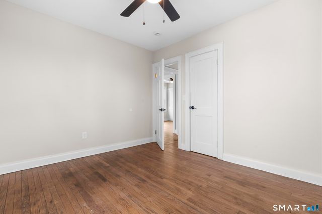 216-R West Thames Street, Norwich, CT 06360